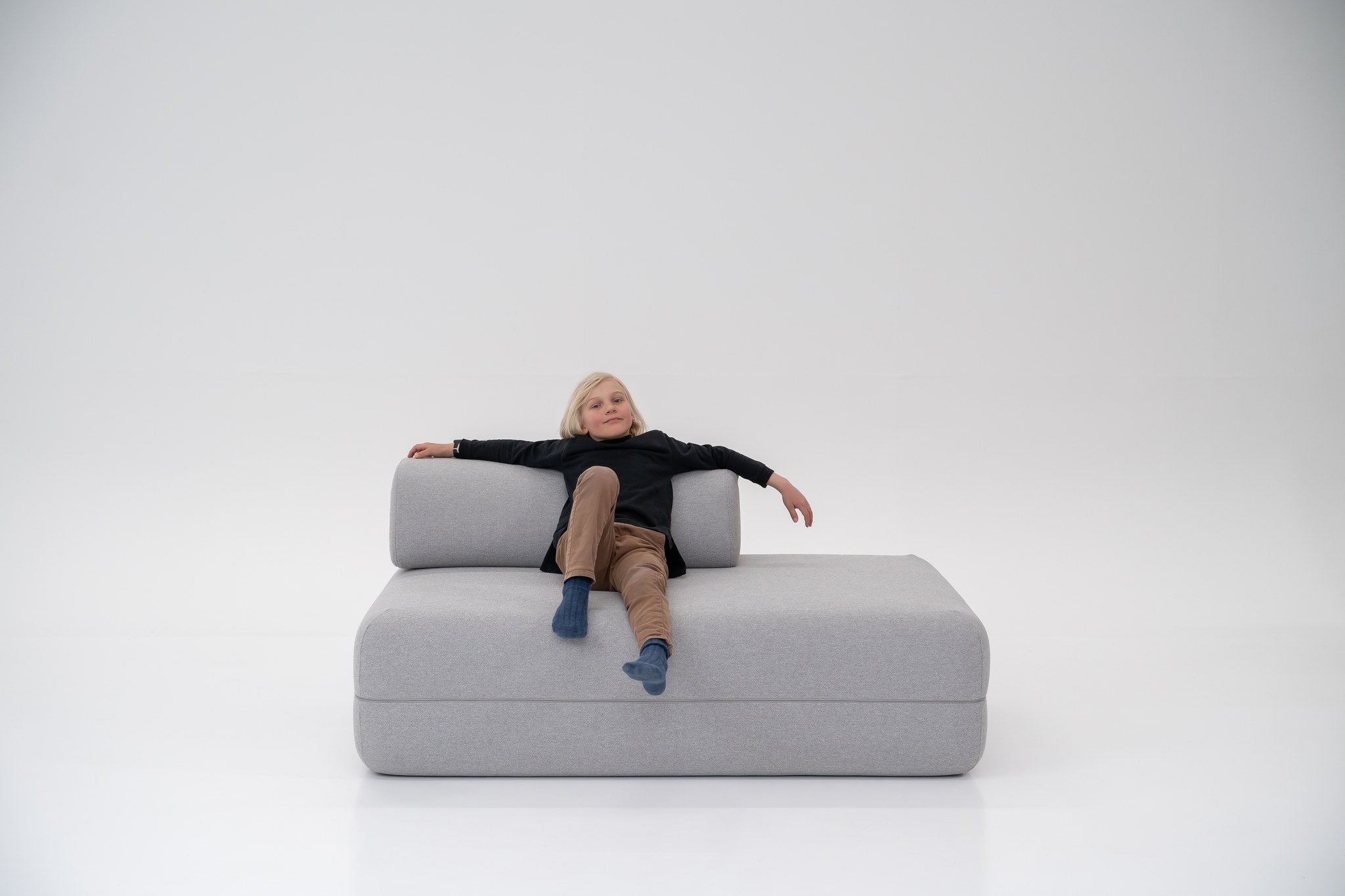 Non-Suckiness Just Got Better with Queen, Single, Pouf, and Daybed